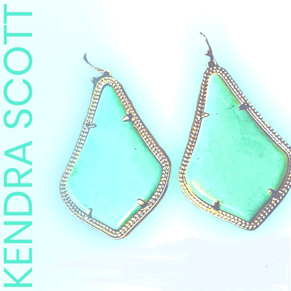 Gorgeous!! KENDRA SCOTT EARRINGS FAMOUS IN THE TIFFANY  BLUE COLOR STONES